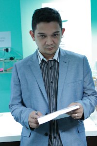 Dan Aubrey Aguilar, host